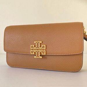 ✨Tory Burch Tan Leather Crossbody Clutch